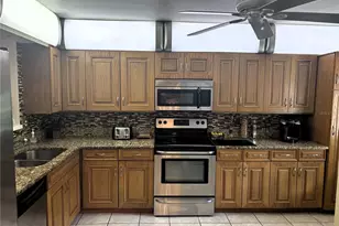 6101 34th Street W, Bradenton, FL 34210 - Photo 7
