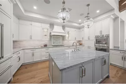 1575 Eastbrook Drive, Sarasota, FL 34231 - Photo 9