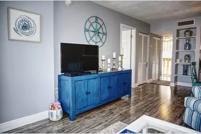 1801 Gulf Drive N #266, Bradenton Beach, FL 34217 - Photo 5