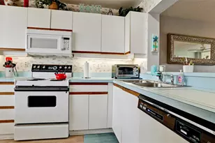 4570 Pinebrook Cir, Bradenton, FL 34209 - Photo 15