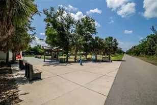 2749 Greendale Dr, Sarasota, FL 34232 - Photo 45