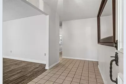 2749 Greendale Drive, Sarasota, FL 34232 - Photo 5