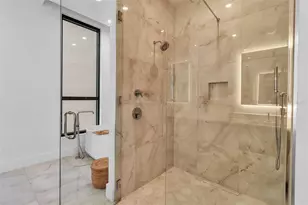 33 S Palm Ave, Sarasota, FL 34236 - Photo 21