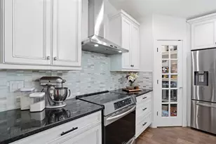 606 19th Ave W, Palmetto, FL 34221 - Photo 9