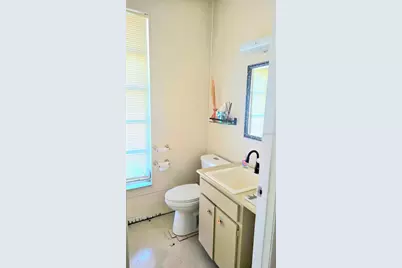 530 Us-41-Byp #1A, Venice, FL 34285 - Photo 17
