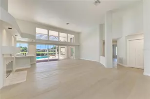 4268 Las Palmas Way, Sarasota, FL 34238 - Photo 13