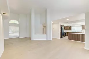 4268 Las Palmas Way, Sarasota, FL 34238 - Photo 21