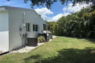 2201 Webber St, Sarasota, FL 34239 - Photo 41