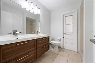 5446 Foxwood Dr, Sarasota, FL 34232 - Photo 11