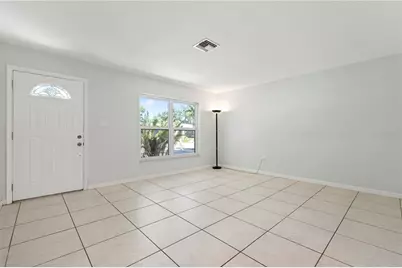 5446 Foxwood Drive, Sarasota, FL 34232 - Photo 3