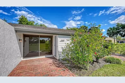 3569 Longmeadow #35, Sarasota, FL 34235 - Photo 3
