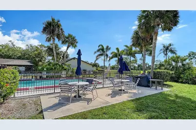 3569 Longmeadow #35, Sarasota, FL 34235 - Photo 13