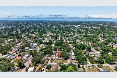 1302 22nd Street W, Bradenton, FL 34205 - Photo 5