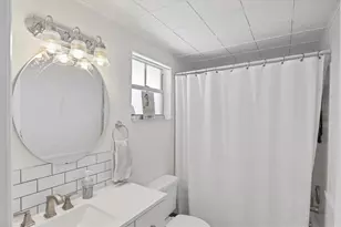 3010 Golden Rain Dr, Sarasota, FL 34232 - Photo 23