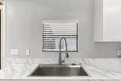 4212 Cedarwood Street, Winter Haven, FL 33880 - Photo 11
