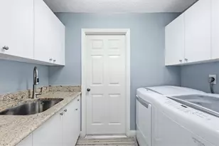 216 Carriage House Ln, Nokomis, FL 34275 - Photo 25