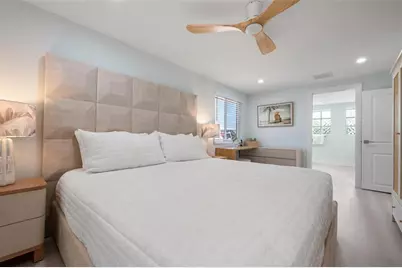 118 9th Street N, Bradenton Beach, FL 34217 - Photo 15