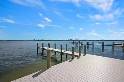 118 9th Street N, Bradenton Beach, FL 34217 - Photo 31
