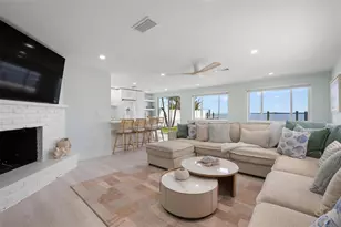 118 9th St N, Bradenton Beach, FL 34217 - Photo 3