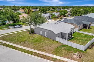 4802 Bookelia Cir, Bradenton, FL 34203 - Photo 5