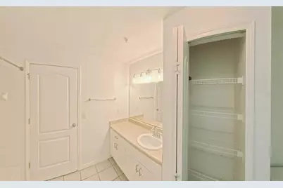 4170 Central Sarasota Parkway #426, Sarasota, FL 34238 - Photo 19