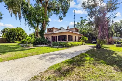 117 Tucker Avenue, Sarasota, FL 34232 - Photo 3