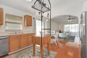 25944 Winning Colors Way, Wesley Chapel, FL 33544 - Photo 5
