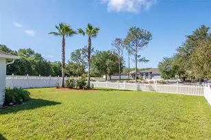 25944 Winning Colors Way, Wesley Chapel, FL 33544 - Photo 35