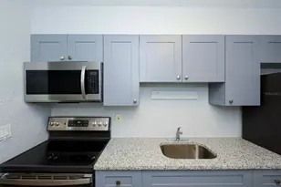 2519 9th Ave W, Bradenton, FL 34205 - Photo 3
