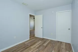 2519 9th Ave W, Bradenton, FL 34205 - Photo 9