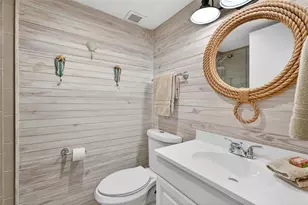 633 Alhambra Rd, Venice, FL 34285 - Photo 23