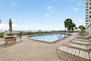 633 Alhambra Rd, Venice, FL 34285 - Photo 29