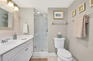 633 Alhambra Rd, Venice, FL 34285 - Photo 19