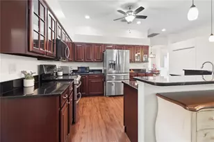 7341 Featherstone Blvd, Sarasota, FL 34238 - Photo 13