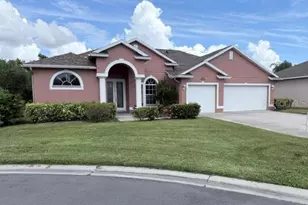 7341 Featherstone Blvd, Sarasota, FL 34238 - Photo 1