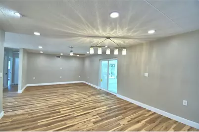 3553 Center Circle, Largo, FL 33774 - Photo 13