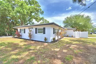 3553 Center Cir, Largo, FL 33774 - Photo 7