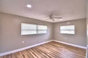 3553 Center Cir, Largo, FL 33774 - Photo 23