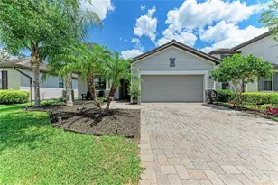 11515 Sweetgrass Dr, Bradenton, FL 34212 - Photo 1