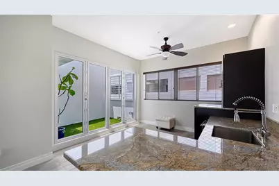 235 Cocoanut Avenue #113C, Sarasota, FL 34236 - Photo 29