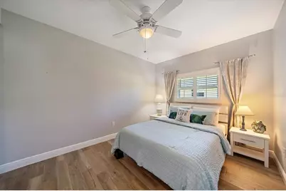 5869 Tidewood Avenue #7, Sarasota, FL 34231 - Photo 15