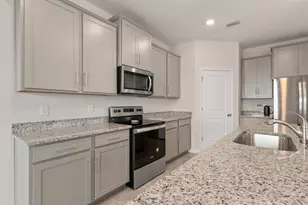 520 158th St E, Bradenton, FL 34212 - Photo 11