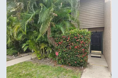956 Sunridge Drive #H2, Sarasota, FL 34234 - Photo 1