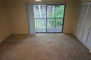 956 Sunridge Dr, Sarasota, FL 34234 - Photo 13