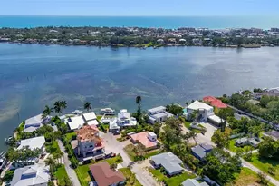 1613 Idle Ln, Sarasota, FL 34231 - Photo 31
