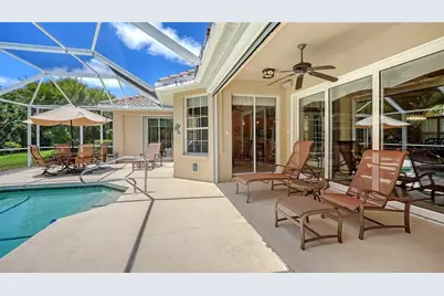 4956 Sabal Lake Circle, Sarasota, FL 34238 - Photo 31