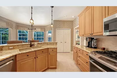 4956 Sabal Lake Circle, Sarasota, FL 34238 - Photo 11