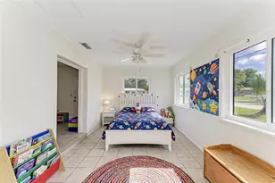 1211 Cypress Ave, Venice, FL 34285 - Photo 19
