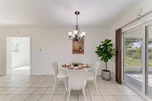 1211 Cypress Ave, Venice, FL 34285 - Photo 9