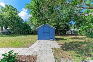 1211 Cypress Ave, Venice, FL 34285 - Photo 27